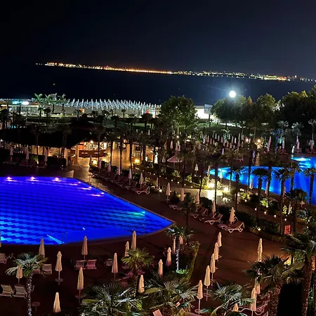 アパート Sunny Majestic Private