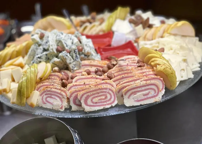 Sunny Majestic Private